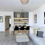Dreamy 3Br Penthouse W A Super Terrace